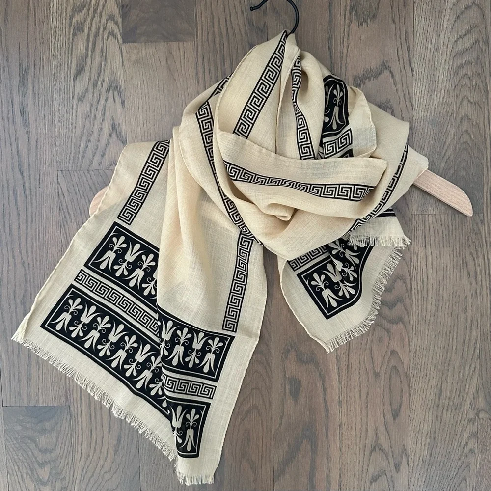 NWT The British Museum London Greek Revival Scarf in Stone and Black 13